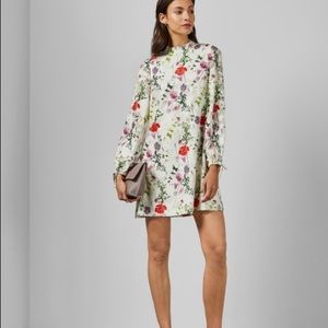 Ted Baker IMANE
Hedgerow tunic dress
